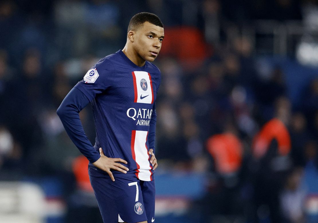 Kylian Mbappé was also helpless to prevent the defeat.