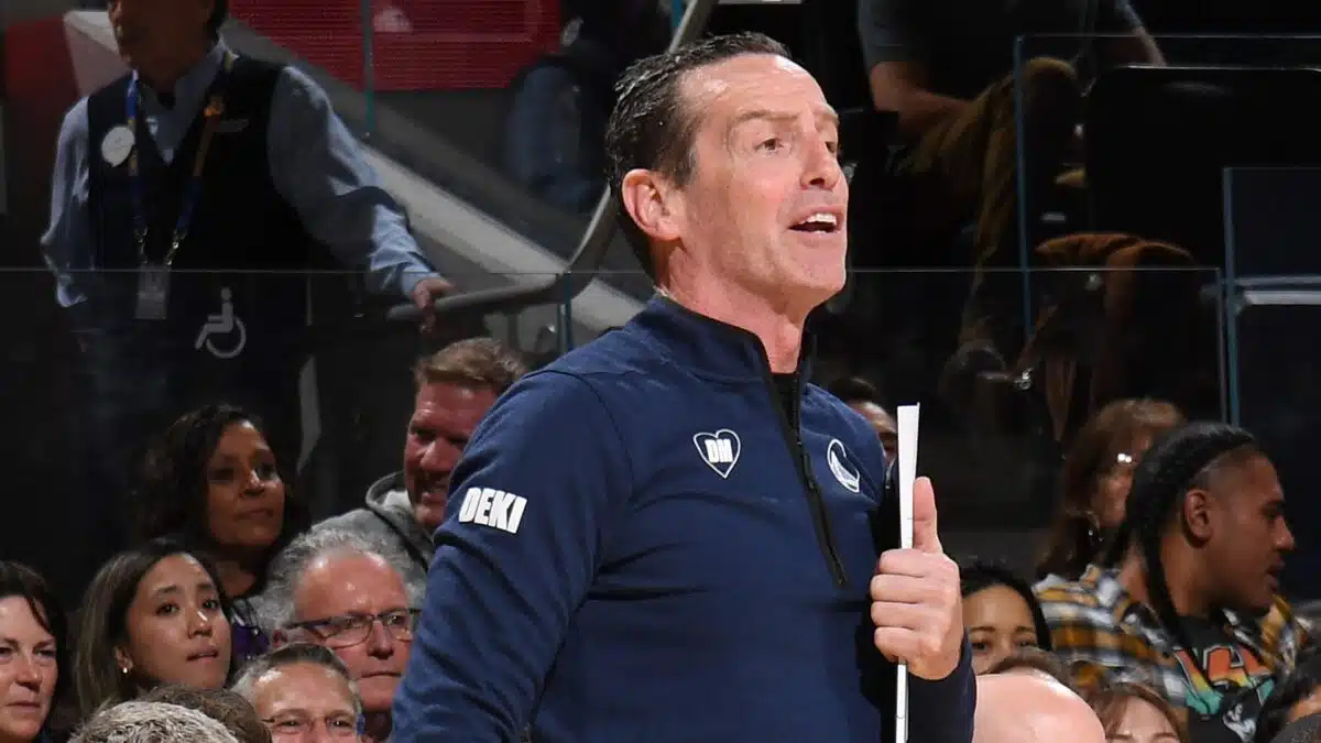 Cavaliers hire Warriors assistant Kenny Atkinson as coach